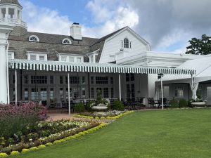 Patio awning for Allegheny Country Club in Sewickley installed by Country Canvas